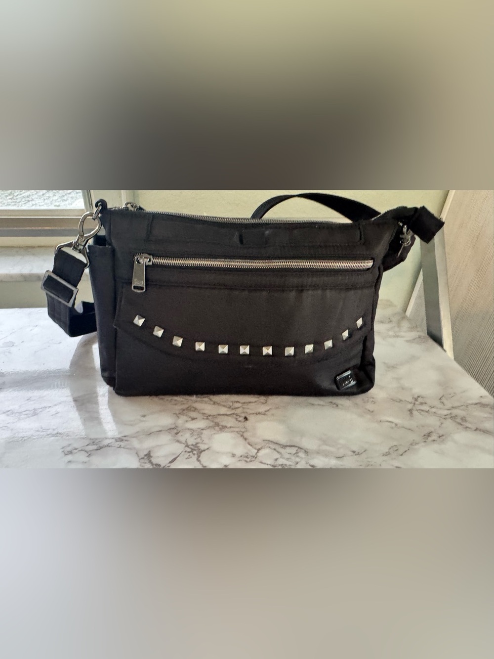 Lug Pacer RFID Crossbody Travel Organizer Bag Black Studded Nylon EUC - Picture 13 of 16